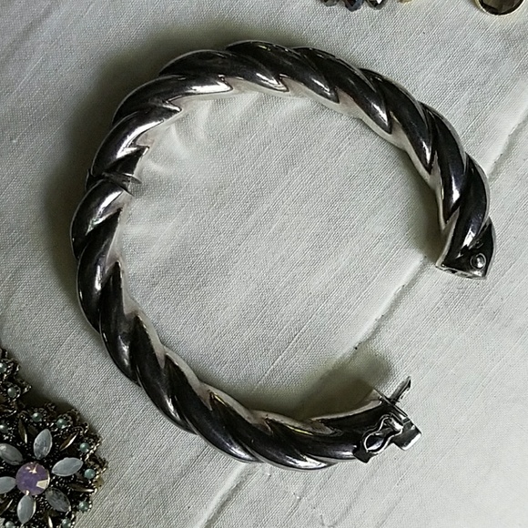 3 Bracelets Two Beaded Stretchy & One Silver Clasp - Picture 5 of 8